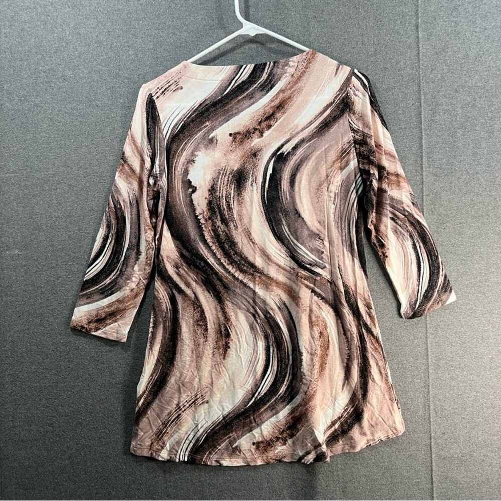 NWT Belle by Kim Gravel Abstract Print 3/4 Sleeve Knit Top - Picture 2 of 3